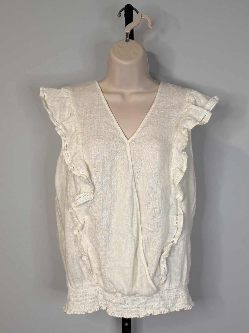 MARC NEW YORK Cream Top - Size L